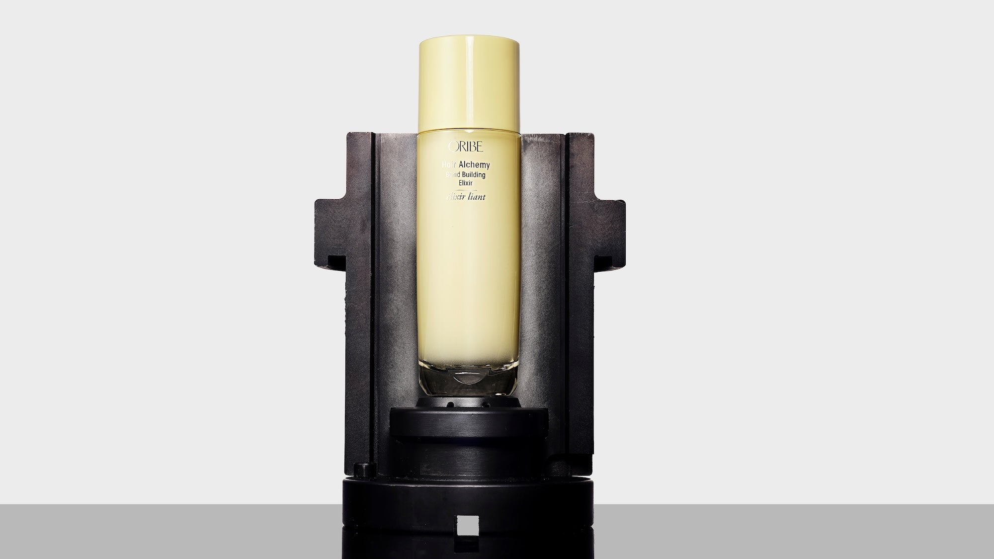 Oribe’s New Bond Repair Treatment Is Strength Training For Your Hair