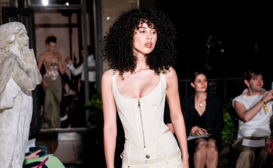 Sculpted Elegance for Wiederhoeft’s “Lost Works” Collection