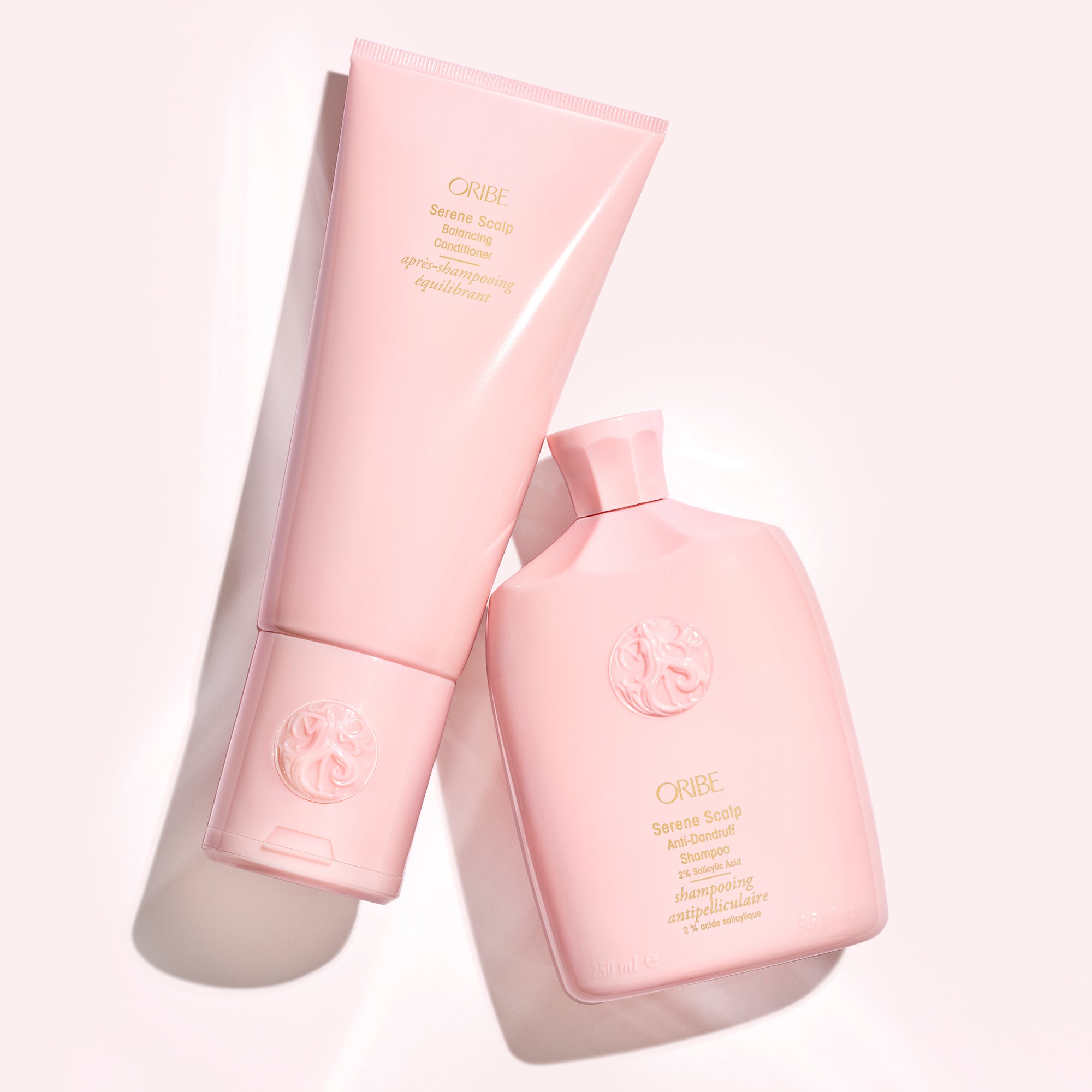 Serene Scalp Anti-Dandruff Shampoo - Oribe Hair Care