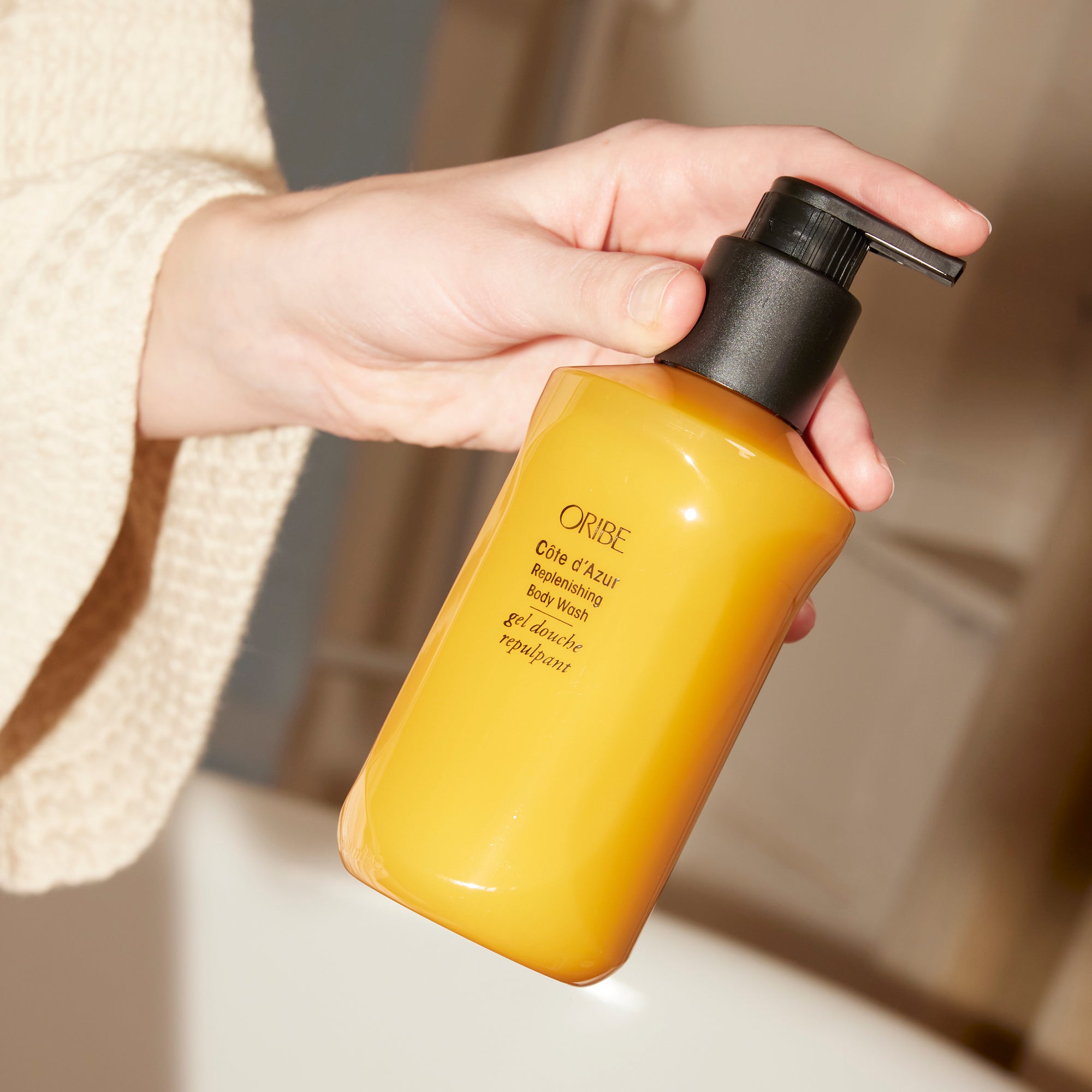 Côte d'Azur Replenishing Body Wash - Oribe Hair Care